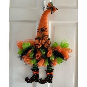 NWOT Halloween Witch Hat Wreath